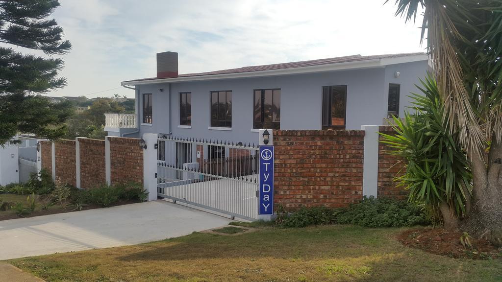 Tyday Accommodation Port Elizabeth Extérieur photo