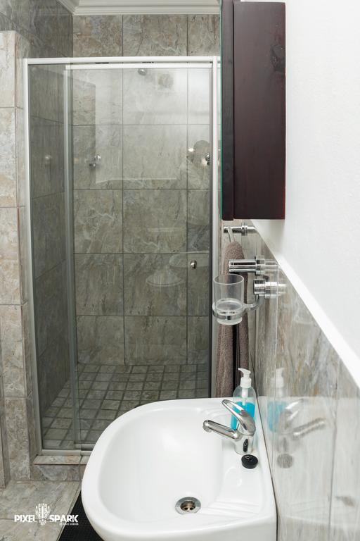 Tyday Accommodation Port Elizabeth Extérieur photo
