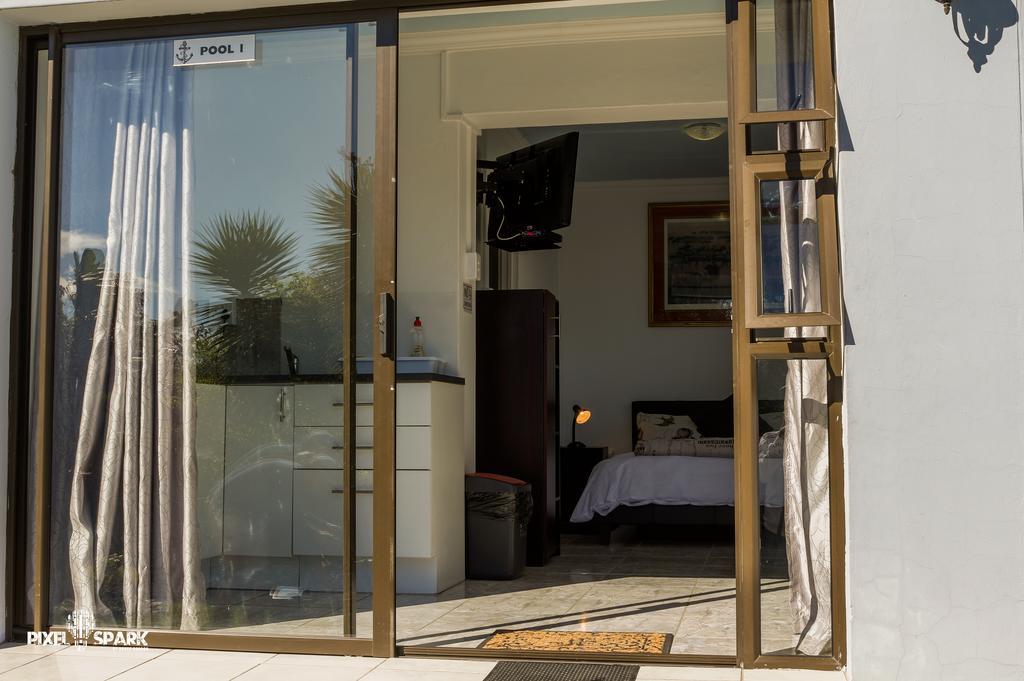 Tyday Accommodation Port Elizabeth Extérieur photo