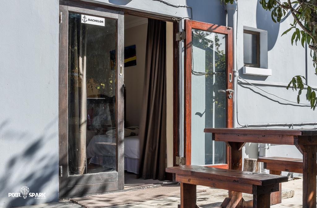 Tyday Accommodation Port Elizabeth Extérieur photo